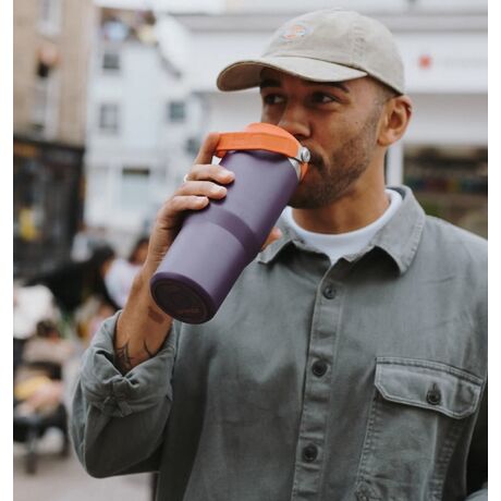IceFlow Flip Straw Plum New 0.89lt Stanley