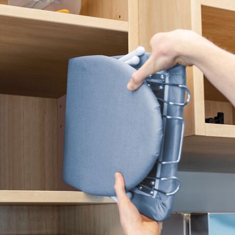 Σιδερώστρα portable COMPACT Oztrail